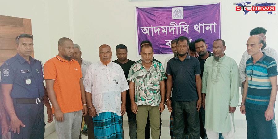 টাকা ও ৬টি মাইক্রোবাস জব্দ: আদমদীঘিতে হাউজি খেলার সময় সরঞ্জামসহ ১৩ জন জুয়াড়ি গ্রেপ্তার