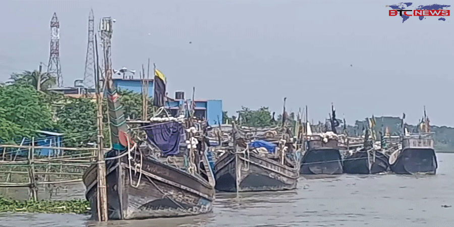 ভিজিএফ কার্ডে অনিয়মের অভিযোগ, প্রকৃত জেলেরা সহায়তা থেকে বাদ পড়ছে, মানবেতর জীবনযাপন: ইলিশ সংরক্ষণে ২২ দিনের নিষেধাজ্ঞা, কর্মহীন বাগেরহাটের জেলেরা 