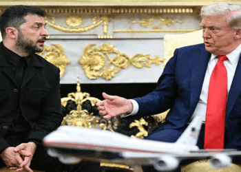 যুক্তরাষ্ট্রের কাছে টমাহক ক্ষেপণাস্ত্র চাইলেন জেলেনস্কি, কী জবাব দিলেন ট্রাম্প?