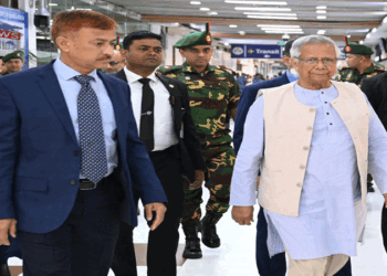 রোমের উদ্দেশে দেশ ছেড়েছেন প্রধান উপদেষ্টা