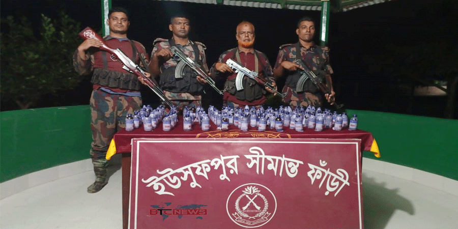 রাজশাহীতে বিজিবির অভিযানে ফেন্সিডিল ও জলযান আটক