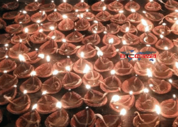 আদমদীঘিতে হিন্দু সম্প্রদায়ের দামোদর ব্রত ও প্রদীপ প্রজ্জলনের সমাপ্তি