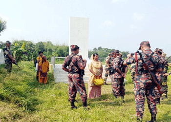মেহেরপুরে ৬০ নারী-পুরুষকে বিজিবি কাছে হস্তান্তর করল বিএসএফ