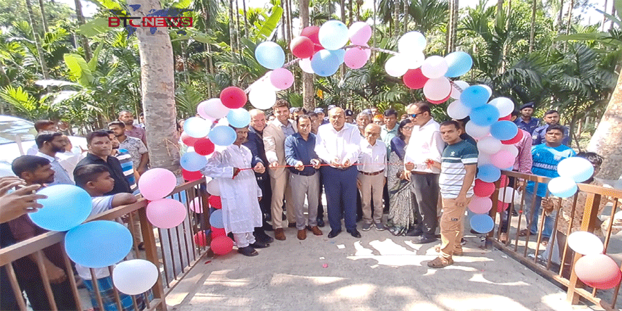 সরকার জনগণের জীবনমান উন্নয়নে নিরলসভাবে কাজ করছে, দুর্যোগকে জয় করে আমরা এগিয়ে যাব : বাগেরহাট জেলা প্রশাসক আহমেদ কামরুল হাসান