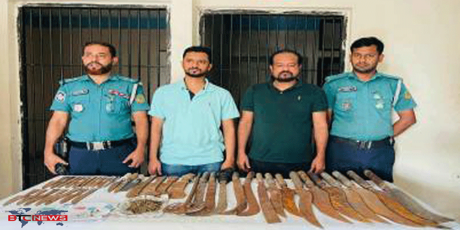 গাজীপুরে দেশীয় অস্ত্র ও মাদকসহ বিএনপি নেতার ভাই-ভাতিজা আটক