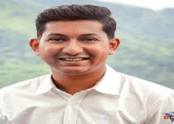 চট্টগ্রামে সাংবাদিকের ওপর হামলা, বিচার দাবিতে সিএমপি কমিশনারকে স্মারকলিপি প্রদান