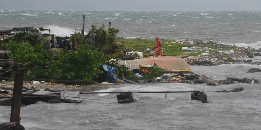 ঘূর্ণিঝড় মেলিসার তাণ্ডবে তছনছ জ্যামাইকা