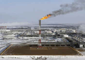 এবার রুশ তেল কেনা ‘স্থগিত’ করলো চীনের রাষ্ট্রীয় কোম্পানিগুলো