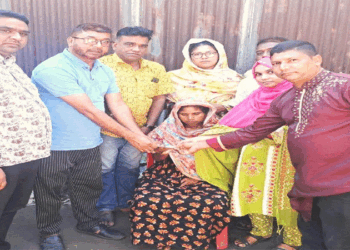 বকশীগঞ্জে ক্যান্সার আক্রান্ত পারভিন আক্তারকে প্রবাসী সাজুর আর্থিক সহায়তা প্রদান 