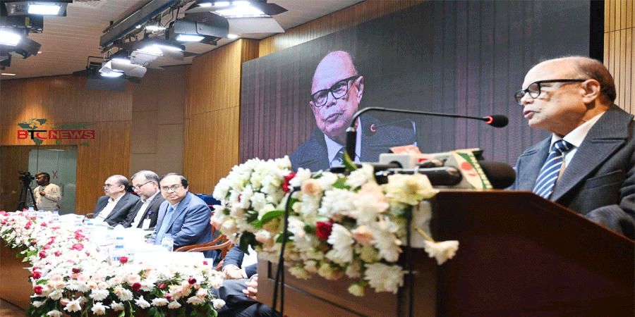 হয়রানি কমাতে হাতের মুঠোয় ভূমিসেবা : ভূমি উপদেষ্টা