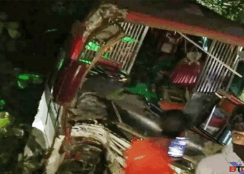 সীতাকুণ্ডে বাস–ট্রাক সংঘর্ষে নিহত-৫, আহত-২০