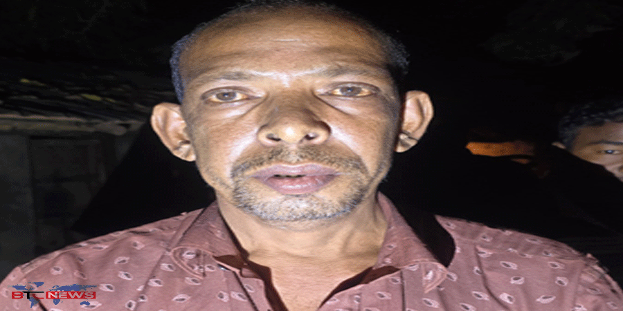 বাগমারায় বিপুল পরিমান অ্যালকোহল সহ মাদক কারবারী হোসেন গ্রেফতার