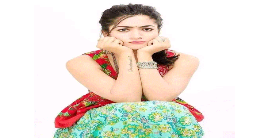 ‘পুরুষদেরও পিরিয়ড হওয়া উচিত’- মন্তব্যে বিপাকে রাশমিকা