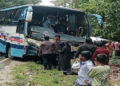 কক্সবাজারে বাস-মাইক্রোবাসের সংঘর্ষে একই পরিবারের ৫ জন নিহত