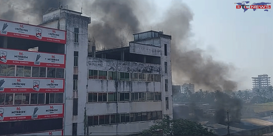 টঙ্গীতে তুলার গুদামে ভয়াবহ আগুন