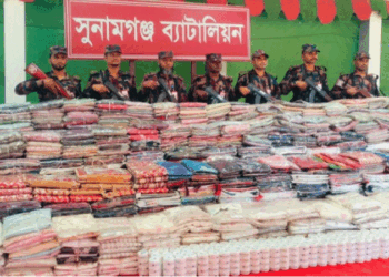 সুনামগঞ্জে দেড় কোটি টাকার ভারতীয় শাড়ি-কসমেটিকস জব্দ
