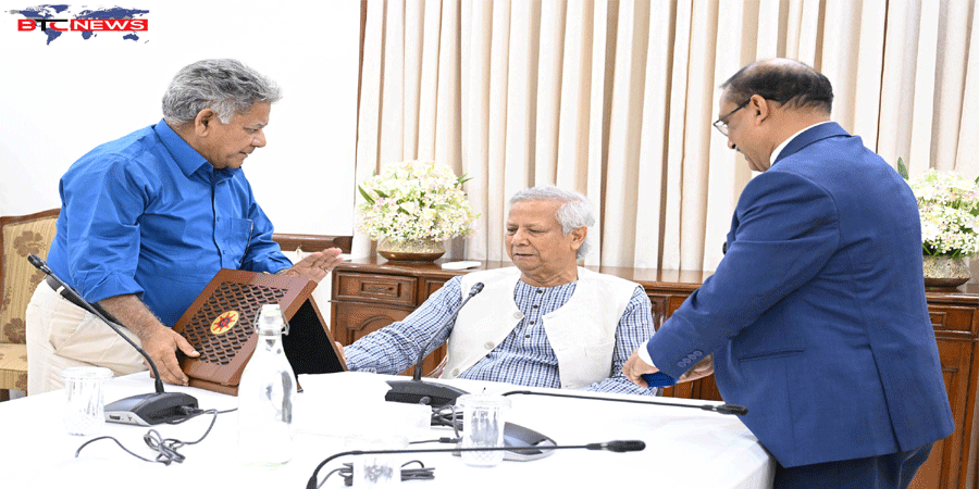 শতবর্ষী প্যাডেল স্টিমার চালুর সিদ্ধান্তে উচ্ছ্বসিত প্রধান উপদেষ্টা