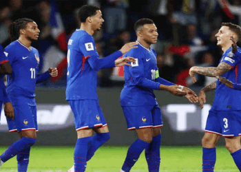 বিশ্বকাপে ফ্রান্স, ইতালির শেষের গোলে অপেক্ষা বাড়ল হলান্ডদের