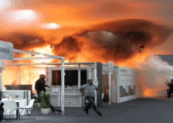 জাতিসংঘের কপ-৩০ জলবায়ু সম্মেলনে ভয়াবহ আগুন, আলোচনা ব্যাহত