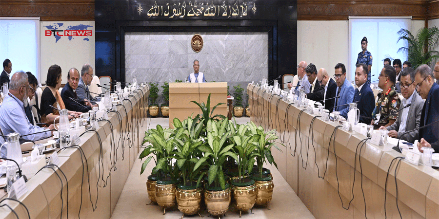 ভূমিকম্পের প্রস্তুতি নিয়ে জরুরি বৈঠকে প্রধান উপদেষ্টা