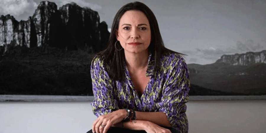 ভেনেজুয়েলা নিজ দেশে মার্কিন সামরিক হামলা চান নোবেল বিজয়ী মাচাদো!