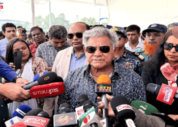 চট্টগ্রাম বন্দরকে আন্তর্জাতিক মানের করতে বিদেশি ব্যবস্থাপনা প্রয়োজন : নৌ উপদেষ্টা