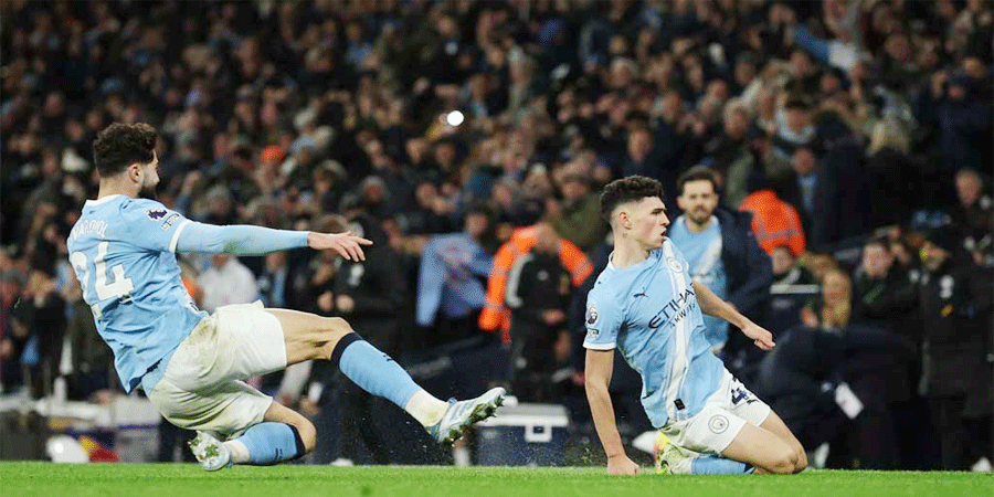 রোমাঞ্চকর জয়ে আর্সেনালের সঙ্গে ব্যবধান কমাল ম্যানচেস্টার সিটি