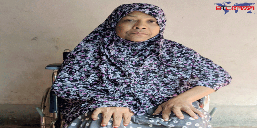 বড়াইগ্রামে পুলিশের ধাওয়ায় আহত বিএনপি নেত্রী হেলেনা বিনা চিকিৎসায় পঙ্গুত্বের পথে