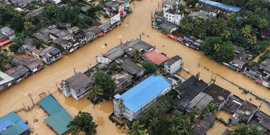 শ্রীলঙ্কায় ভয়াবহ বন্যা ও ভূমিধসে প্রাণহানি বেড়ে দাঁড়ালো ২০০ জনে