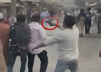 পাবনার ঈশ্বরদীতে জামায়াত-বিএনপি সংঘর্ষের ঘটনায় পাল্টাপাল্টি মামলা, জামায়াত প্রার্থী প্রধান আসামি