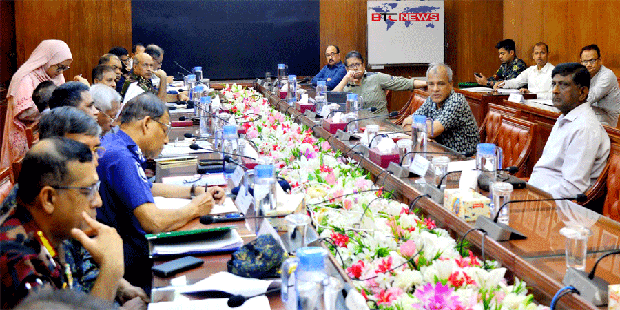পলাতক পুলিশ কর্মকর্তাদের ফিরিয়ে আনা হবে : স্বরাষ্ট্র উপদেষ্টা