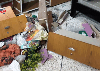 মতিহারে রাবি ছাত্রলীগের নেতার বাড়িতে দূর্বৃত্তদের তান্ডব, ভাঙচুর ও ককটেল হামলা