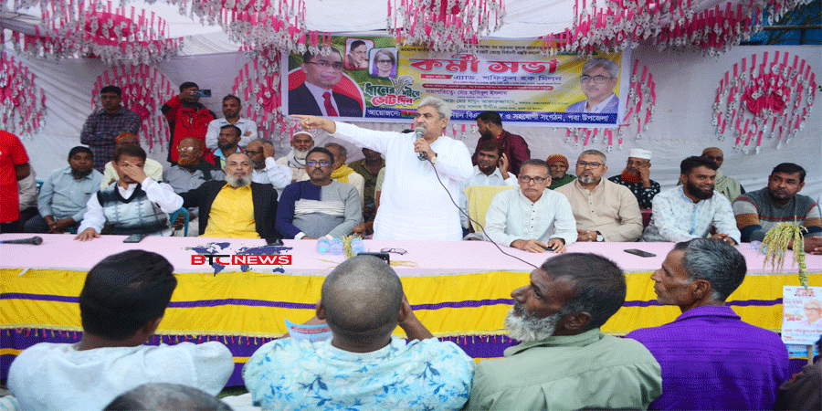 শেখ হাসিনা মায়ের কোলে থাকা শিশুকেও হত্যা করতে ছাড়েনি : মিলন