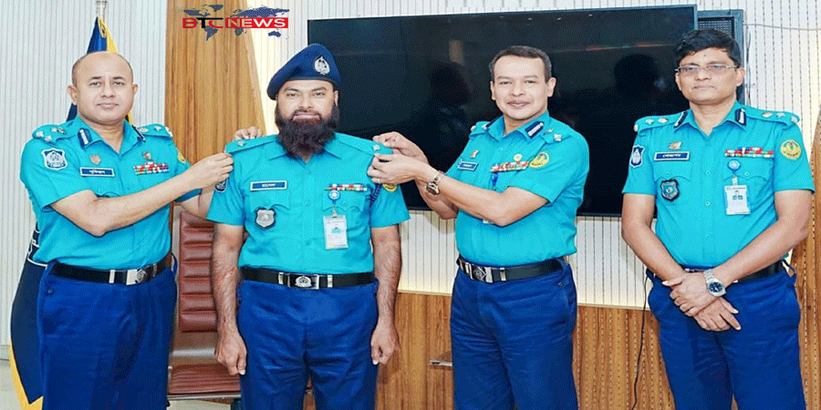 আরএমপি পুলিশের পরিদর্শক পদে পদোন্নতি প্রাপ্তদের র‌্যাংক ব্যাজ প্রদান