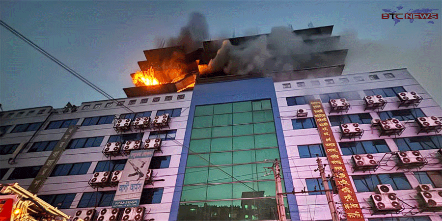 গুলিস্তানের ‘খদ্দর বাজার শপিং কমপ্লেক্স’-এ ভয়াবহ অগ্নিকাণ্ড
