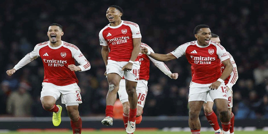 চারটি ট্রফি জয়ের স্বপ্ন দেখছে আর্সেনাল