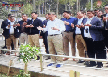 পিলখানা ট্রাজেডিতে নিহত ৫৭ সেনা কর্মকর্তাদের কবর জিয়ারত করলেন তারেক রহমান