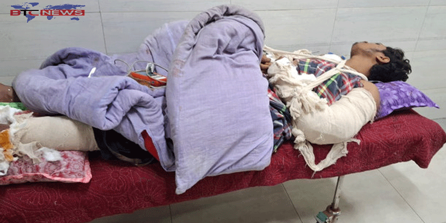 শিবগঞ্জে খুঁটিতে বেঁধে যুবকের হাত-পা কেটে নেওয়ার চেষ্টা, জামায়াতের ২ কর্মী গ্রেপ্তার