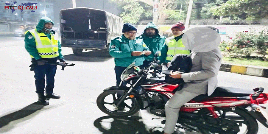 রাজশাহী নগরীজুড়ে চুরি-ছিনতাই সহ সার্বিক আইনশৃঙ্খলা রক্ষায় নিয়মিত চেকপোষ্ট পরিচালনা