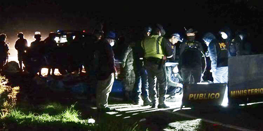 গুয়াতেমালায় ভয়াবহ সড়ক দুর্ঘটনায় নিহত-১৫, আহত-১৯