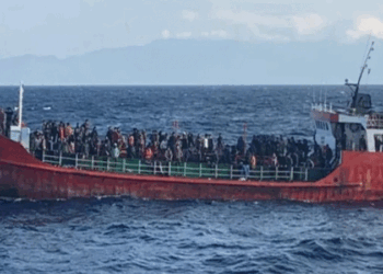 গ্রিসের ক্রিট উপকূল থেকে ৪০০ অভিবাসন প্রত্যাশী উদ্ধার