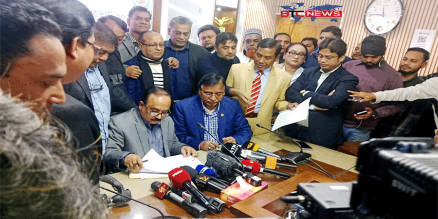 ঢাকা-১৭ আসনে তারেক রহমানের পক্ষে মনোনয়নপত্র জমা দিলেন আব্দুস সালাম