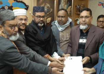 বগুড়া-৩ আসনে বিএনপি প্রার্থী আব্দুল মহিতের মনোনয়নপত্র দাখিল