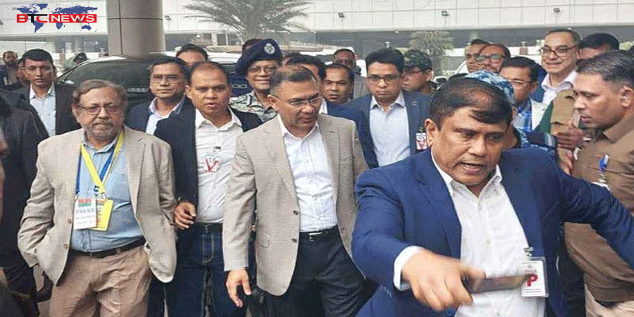 মাকে দেখতে এভারকেয়ারের পথে তারেক রহমান