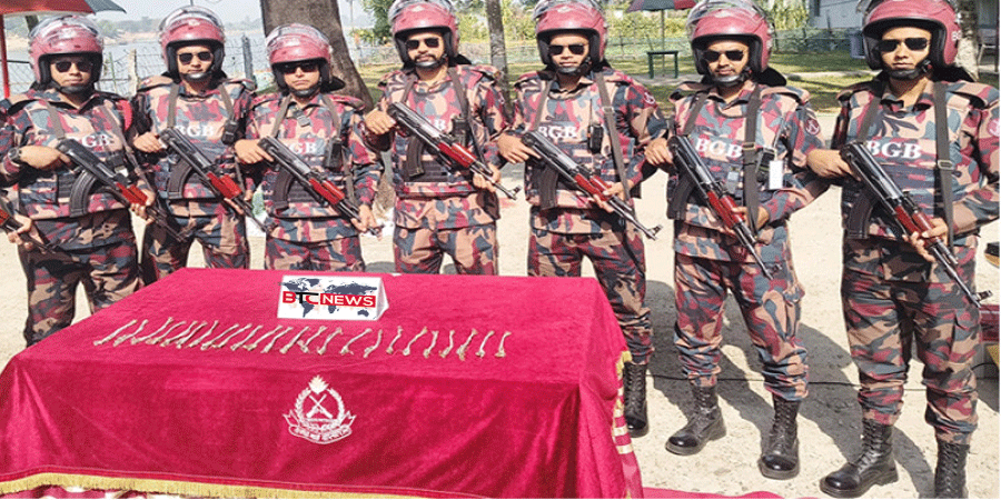 সীমান্ত এলাকা থেকে ২৪টি শক্তিশালী ইলেকট্রিক ডেটোনেটর উদ্ধার