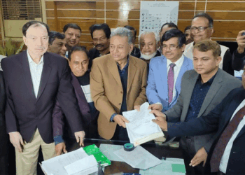 নির্বাচনের মাধ্যমে সরকার গঠনের অপেক্ষায় মানুষ : আমীর খসরু