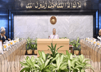 দেশকে আরও স্বনির্ভর করা সম্ভব : প্রধান উপদেষ্টা