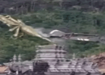 থাই-কম্বোডিয়া সীমান্তে ভেঙে দেওয়া হলো বিষ্ণু মূর্তি, ভিডিও ভাইরাল