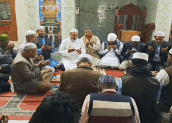 শিক্ষক কর্মচারী ঐক্যজোটের উদ্যোগে আদমদীঘিতে বেগম খালেদা জিয়ার রোগমুক্তি কামনা করে দোয়া অনুষ্ঠিত