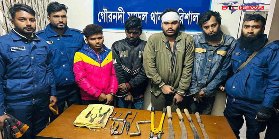বরিশালে ডাকাতির প্রস্তুতিকালে স্থানীয়দের গণপিটুনির শিকার ৪ যুবক